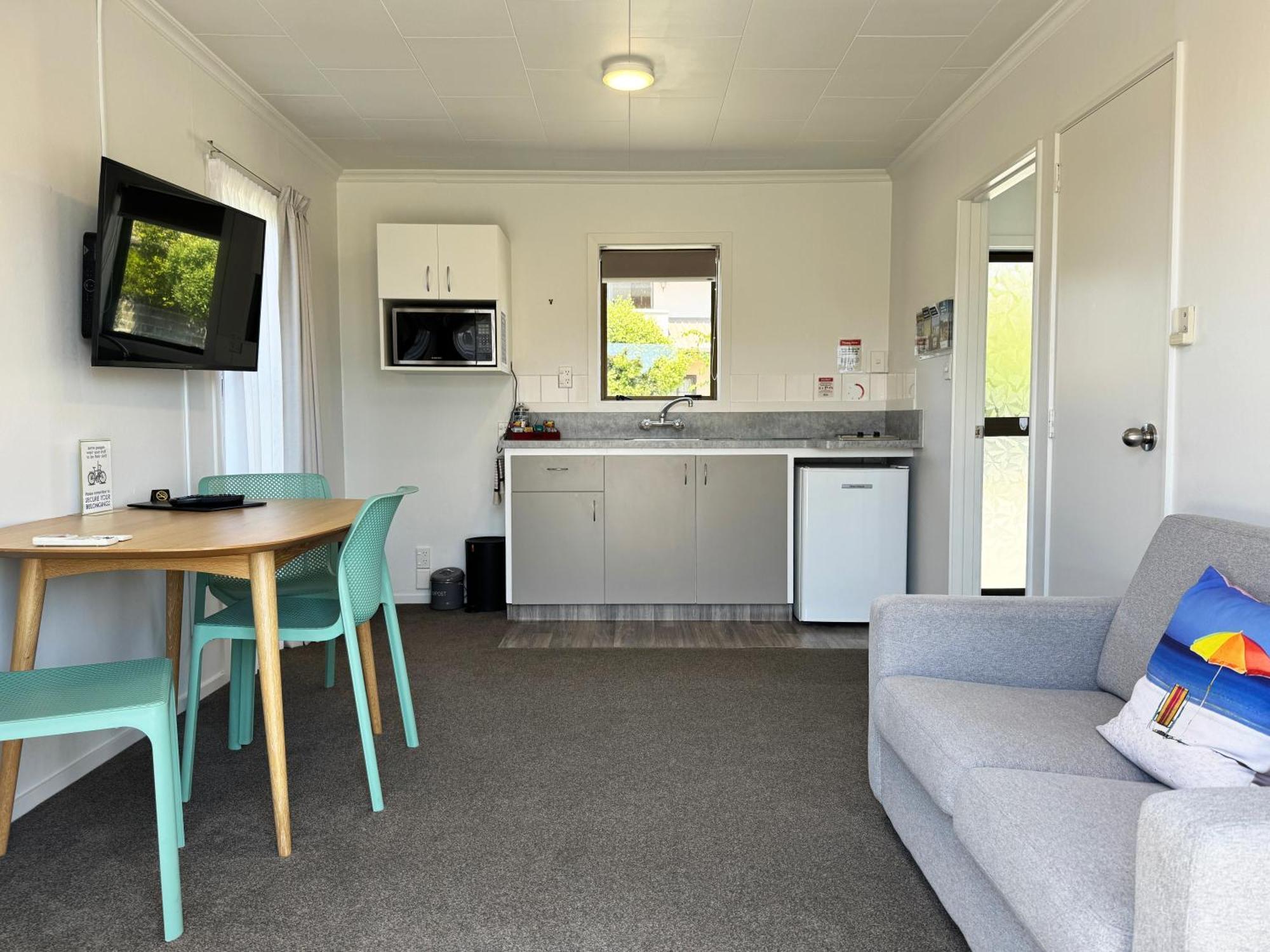 Tahuna Beach Holiday Park Nelson Room photo